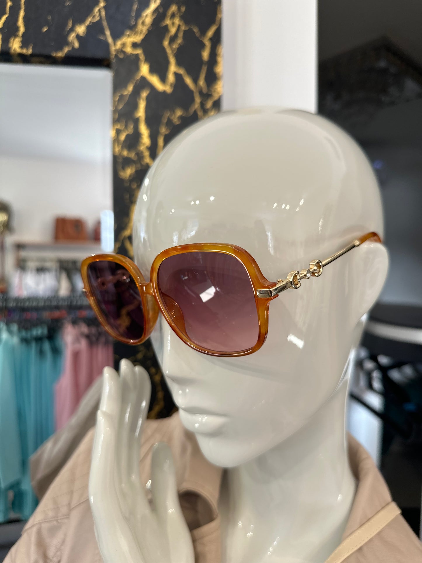 ELVIRA orange sunglasses