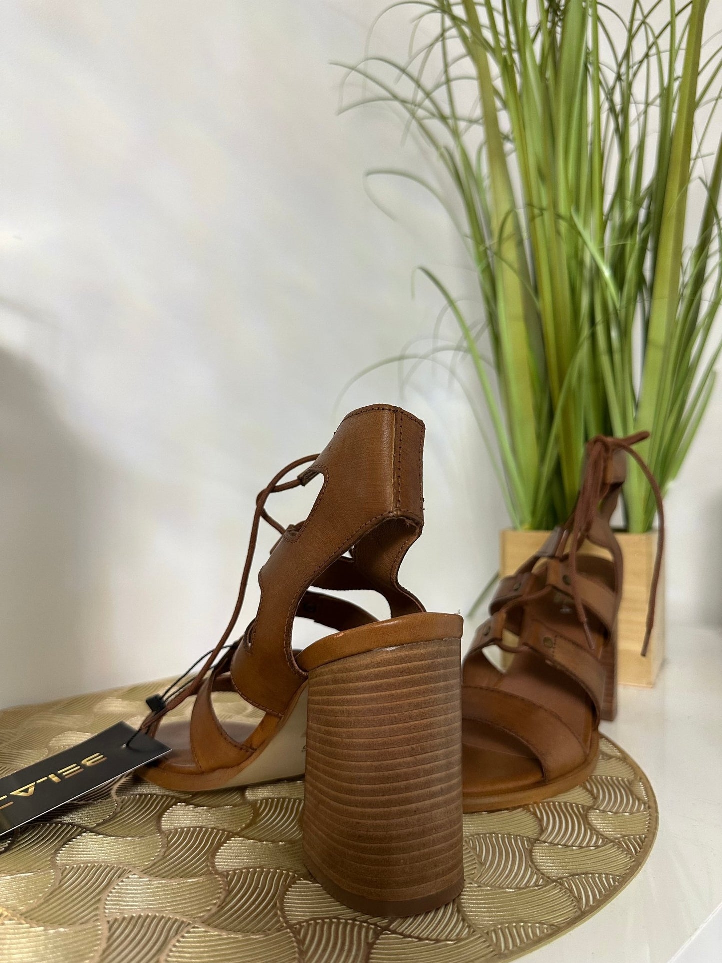 CARVELA barna bőr magas talpú szandál (EU36 - os) - BELADY