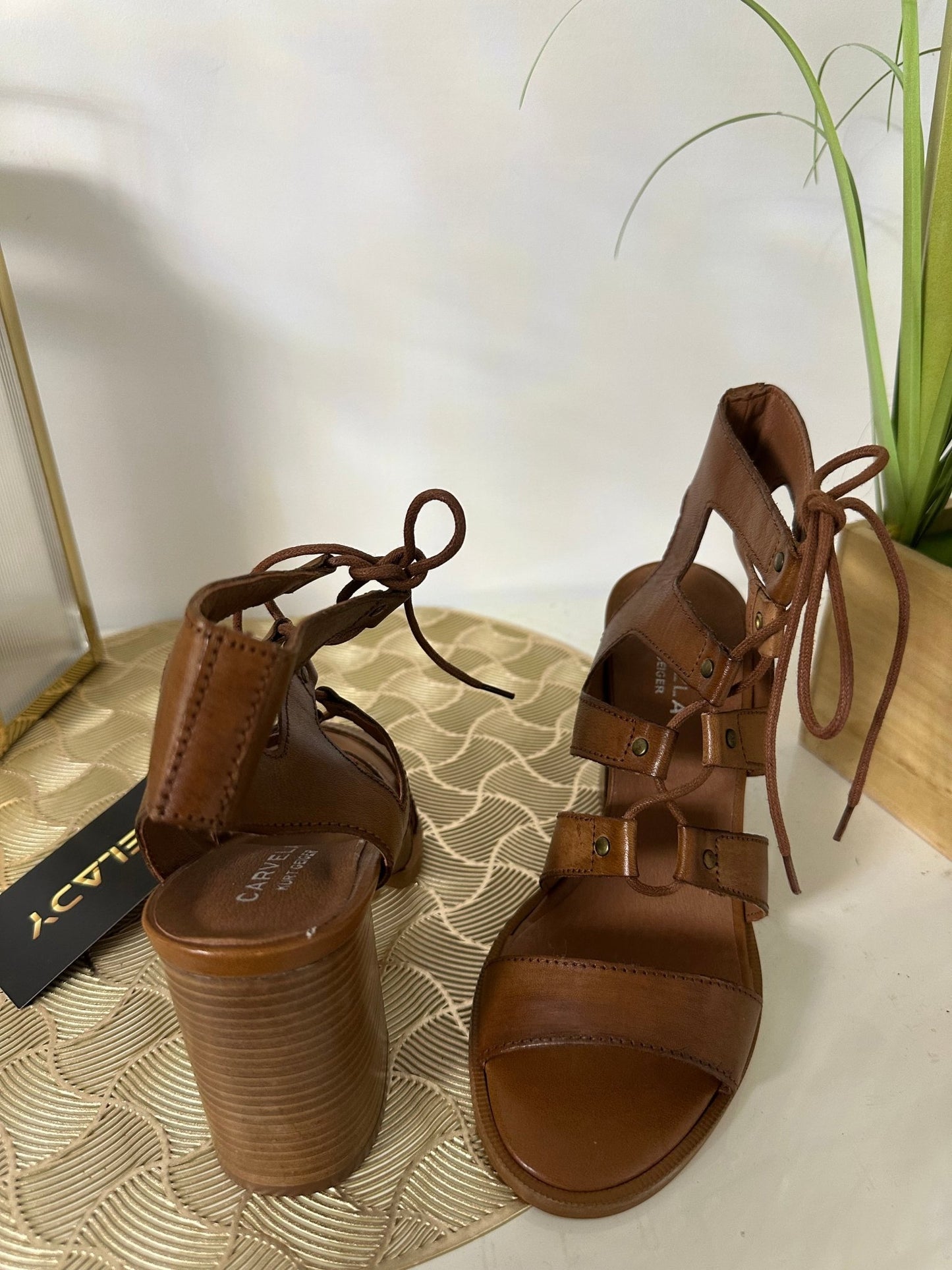 CARVELA barna bőr magas talpú szandál (EU36 - os) - BELADY