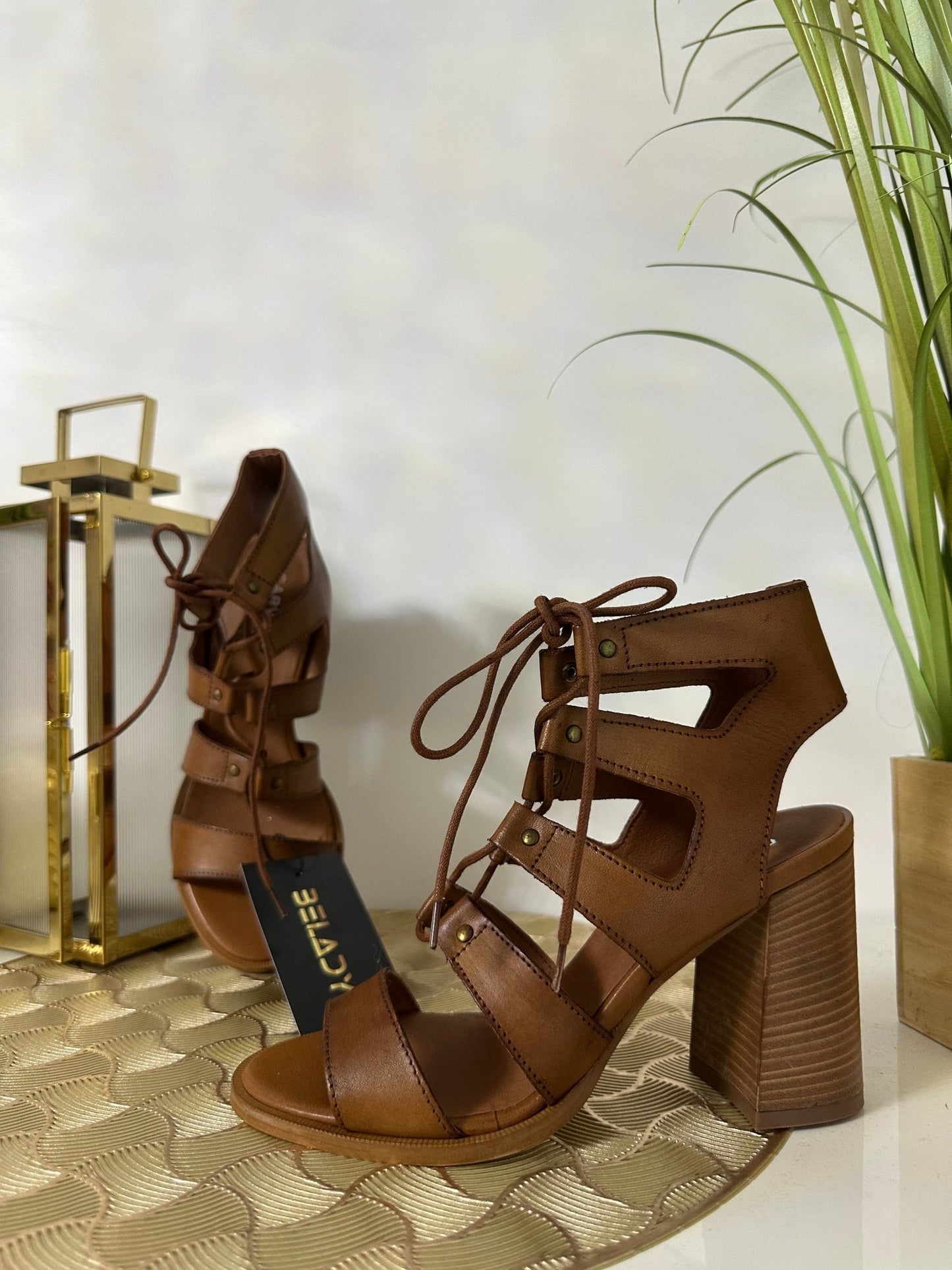 CARVELA barna bőr magas talpú szandál (EU36 - os) - BELADY
