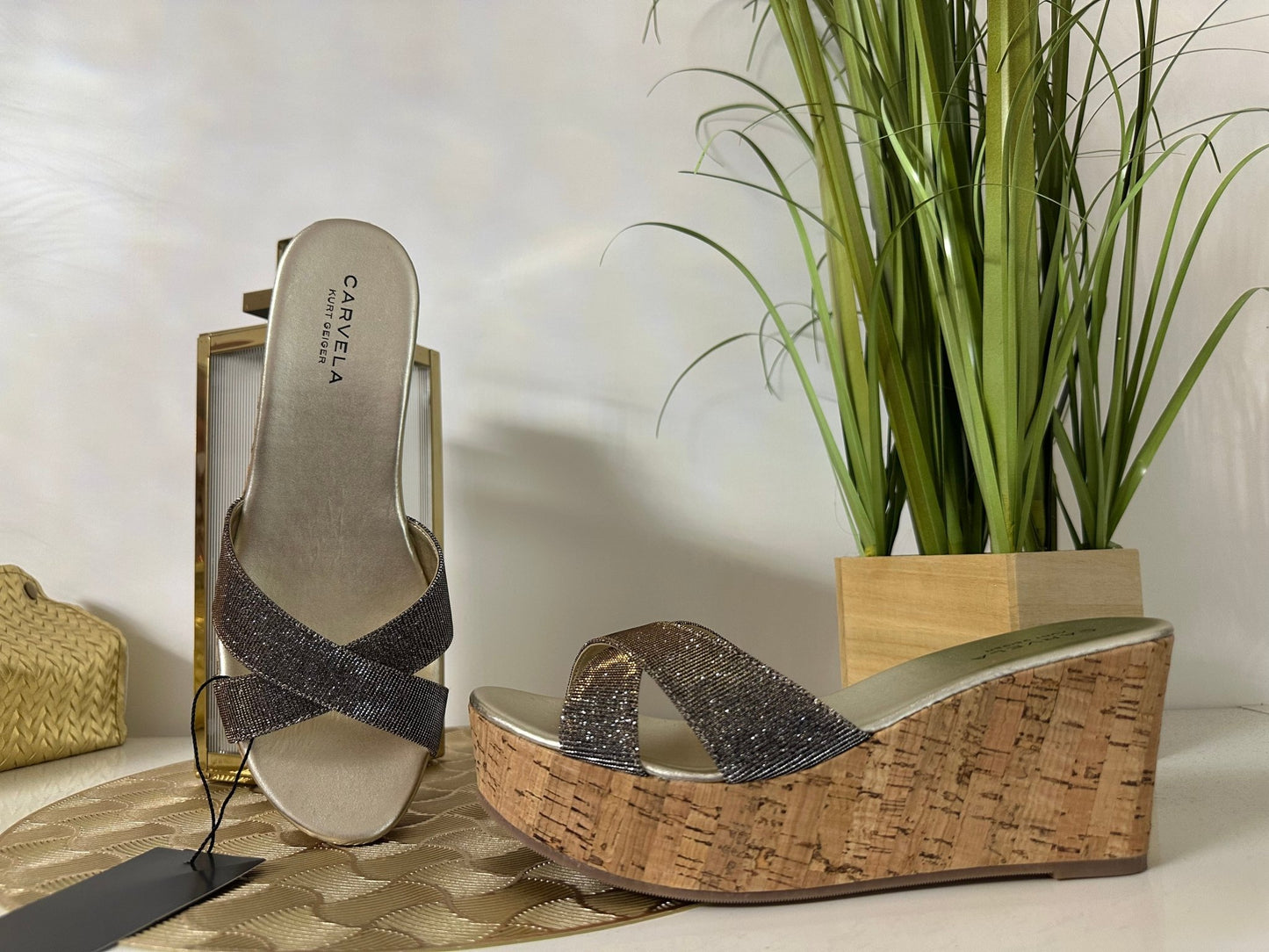 CARVELA ezüst - arany csillogó magas talpú szandál/papucs - BELADY