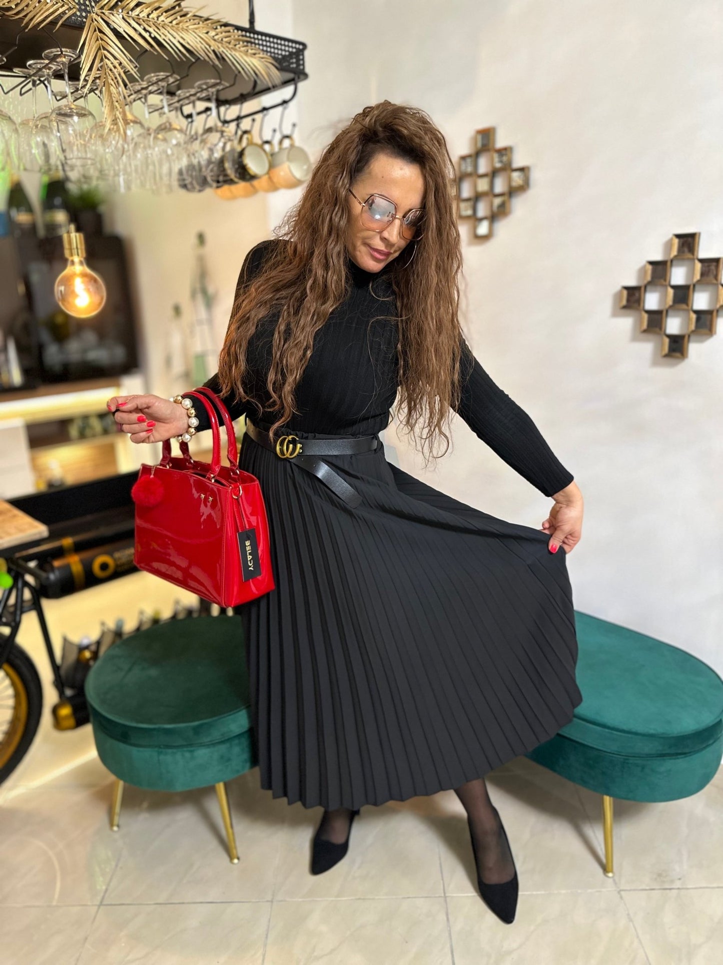 DANIELLA fekete rakott szoknya övvel - BELADY