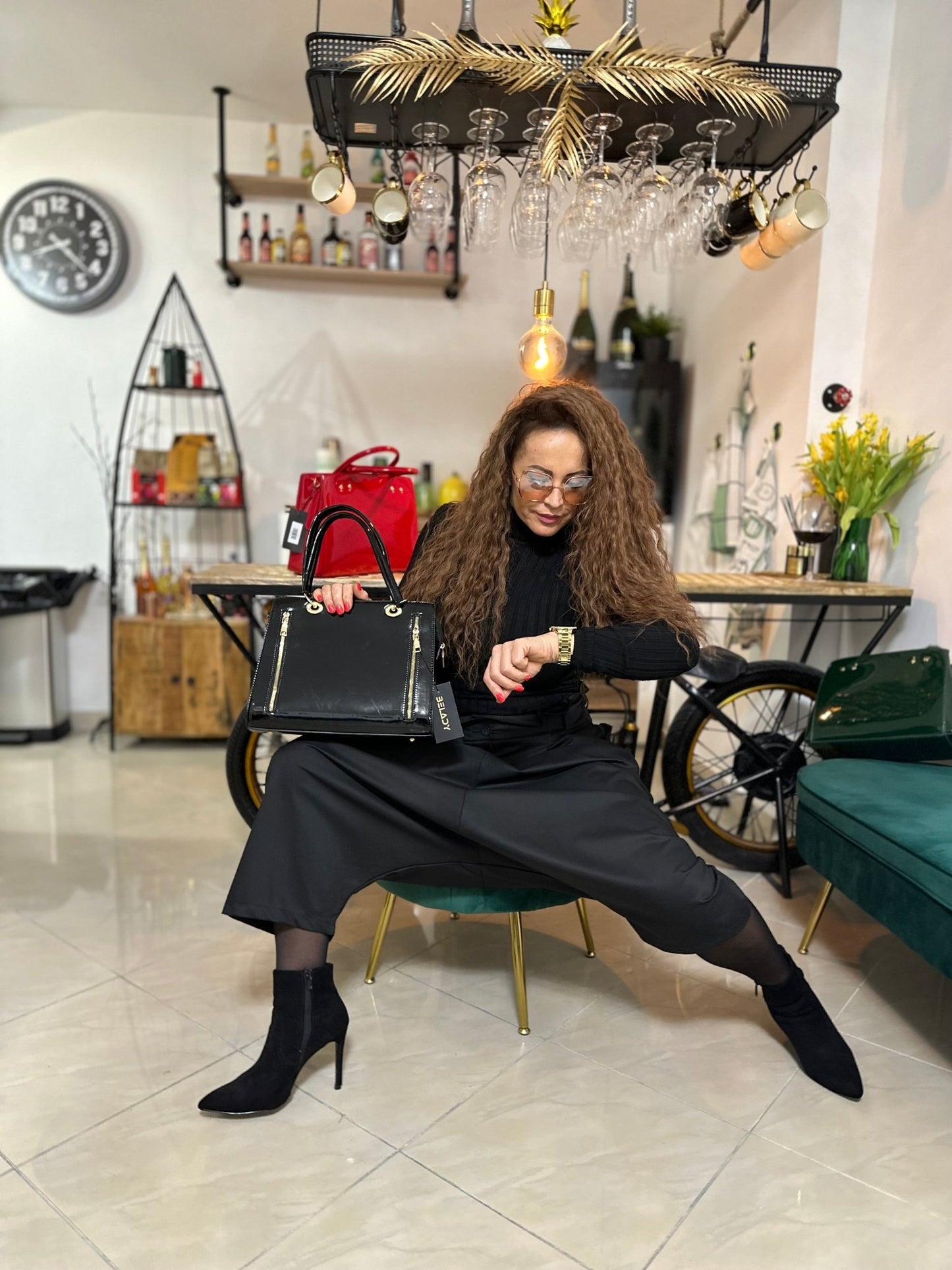 MELISSA bõ fazonú fekete nadrág - BELADY