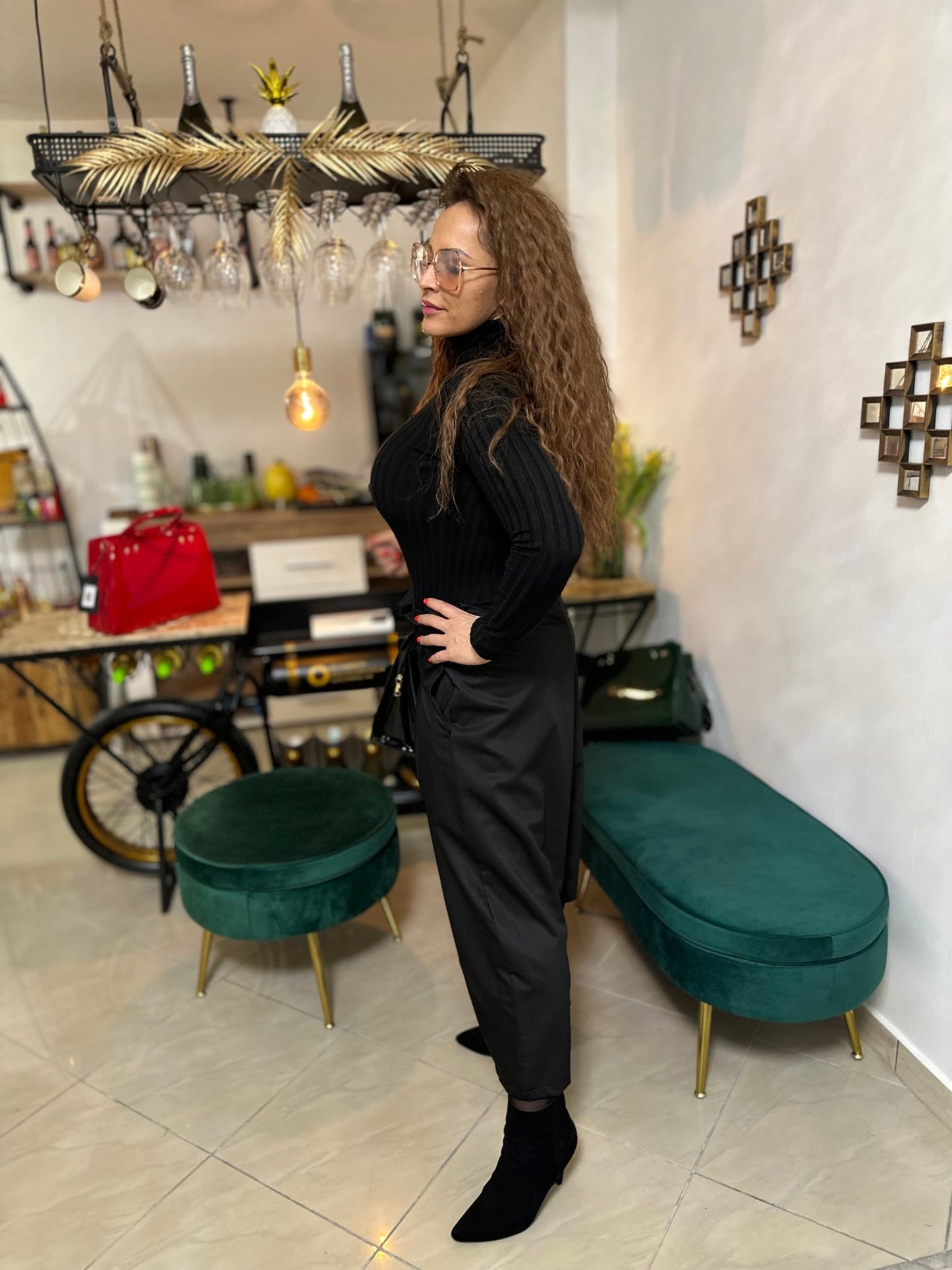 MELISSA bõ fazonú fekete nadrág - BELADY