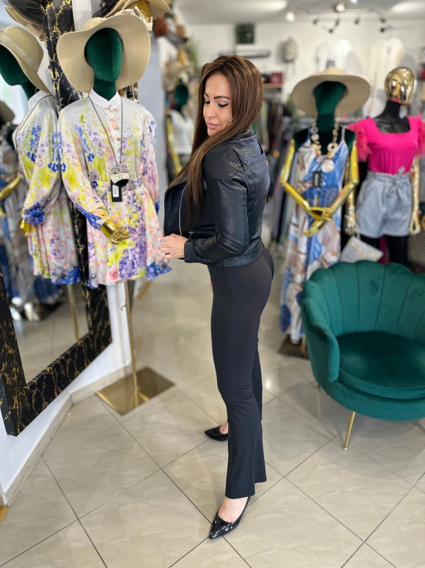 PAULA fekete magas derekú alakformáló trapéz leggings nadrág - BELADY