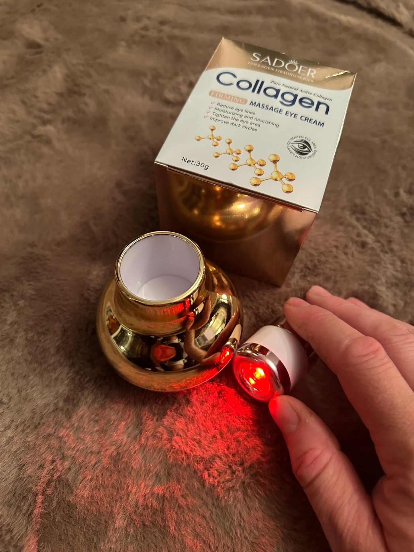 SADOER Collagen Firming Massage Eye Cream LED masszázsfejjel – 30 g - BELADY
