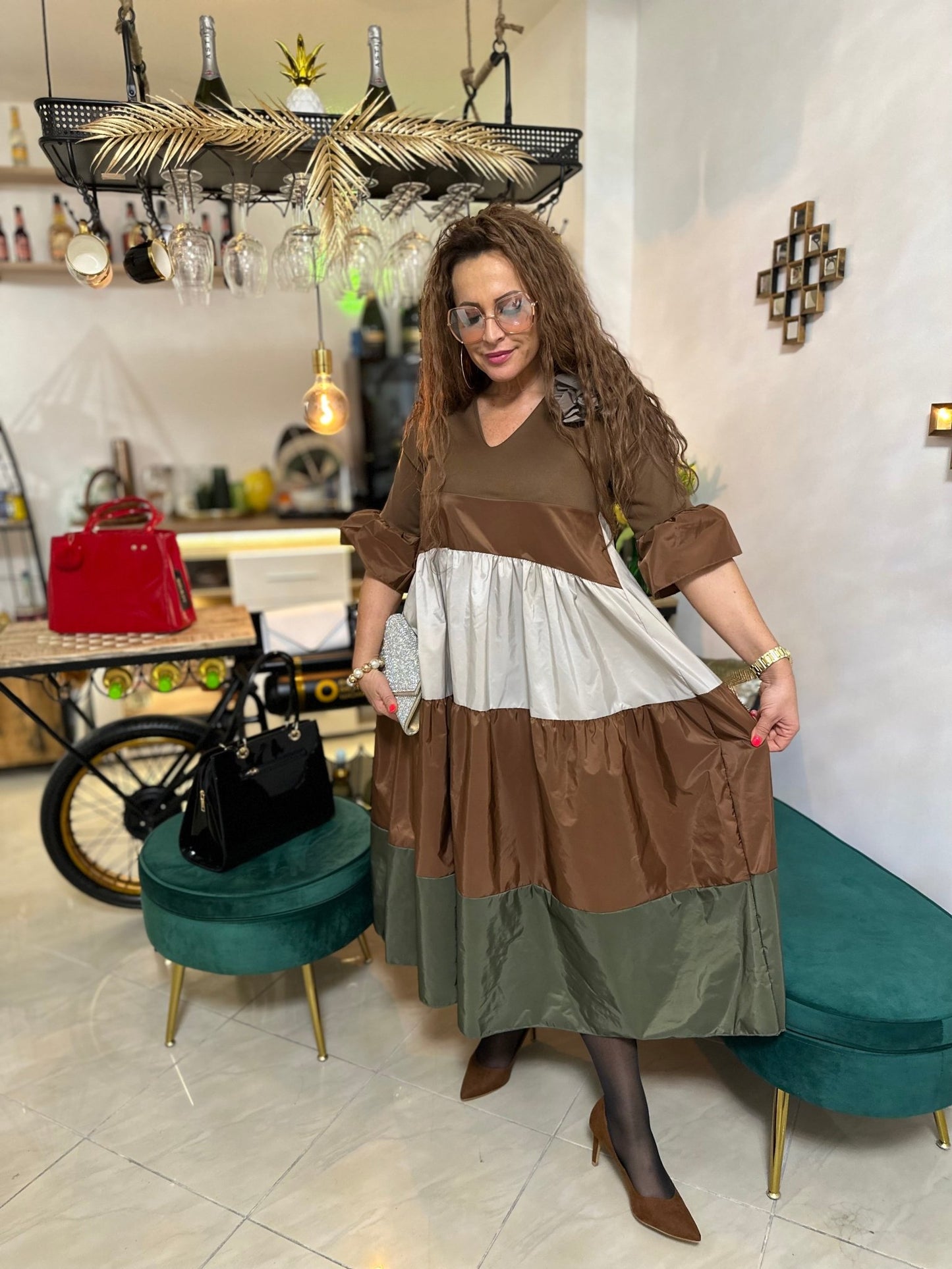 SAMANTHA bézs - barna - khaki elegáns hosszú ruha - BELADY