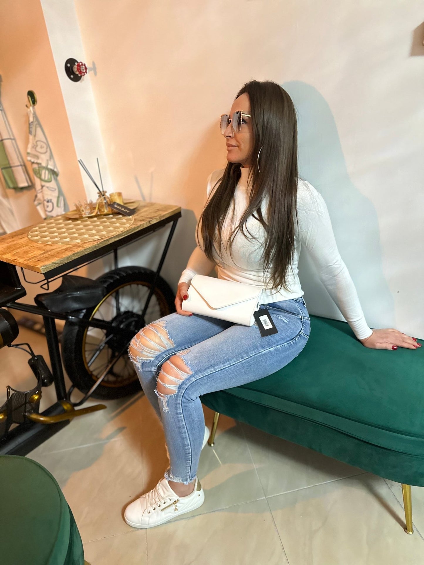 SUZAN világos elasztikus farmer nadrág + öv - BELADY