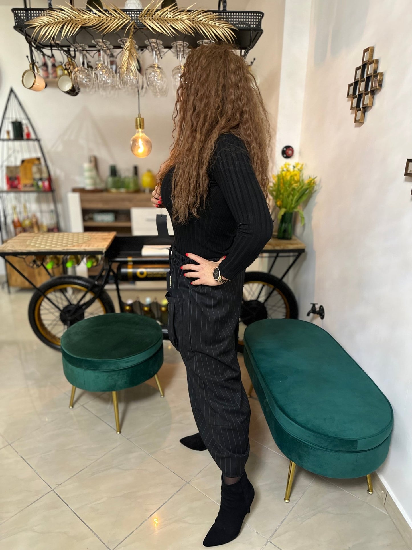 YSABELLE bõ fazonú fekete csíkos nadrág - BELADY