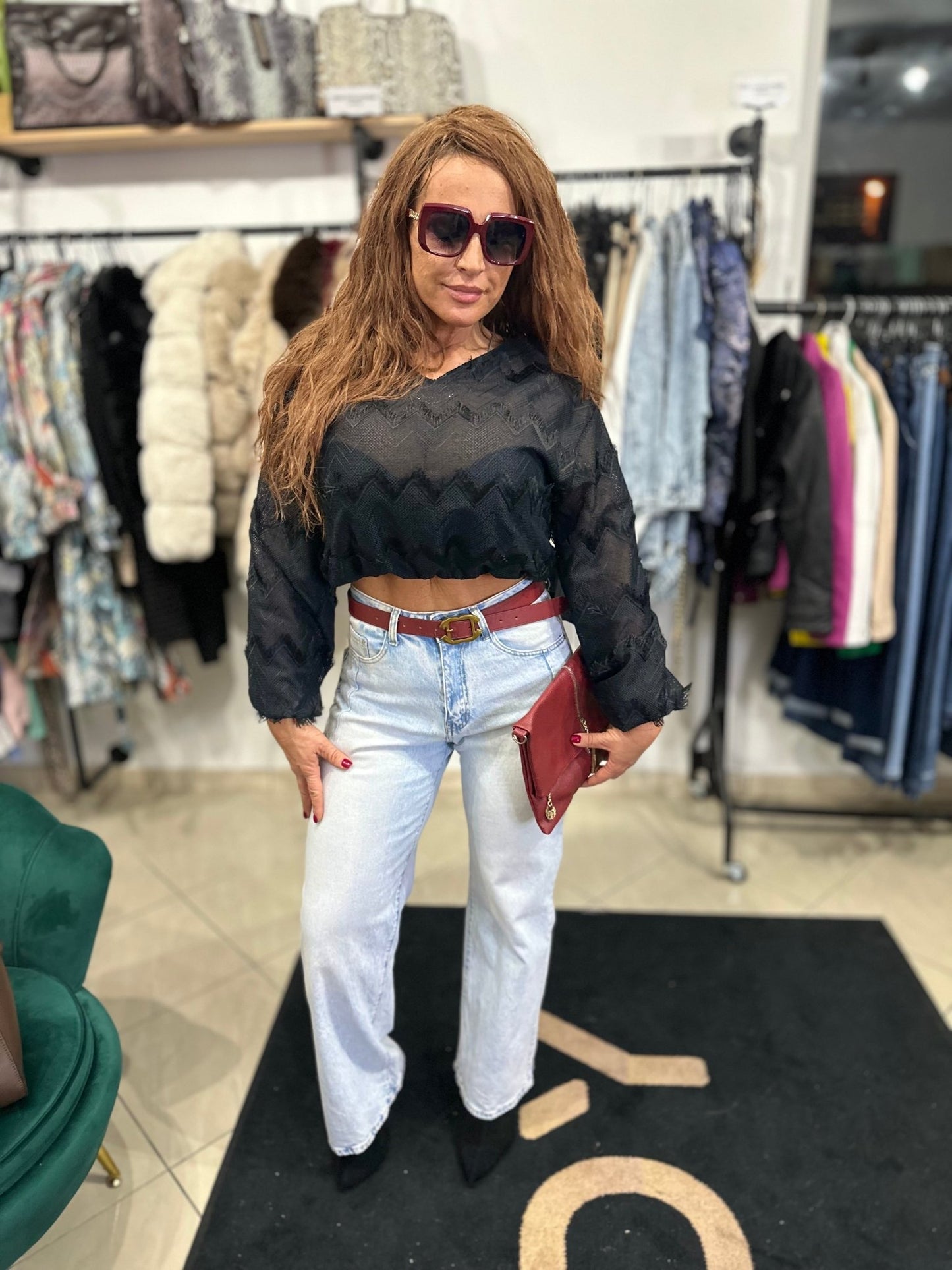 ANETTA bő szárú világos farmer nadrág bordó övvel - BELADY