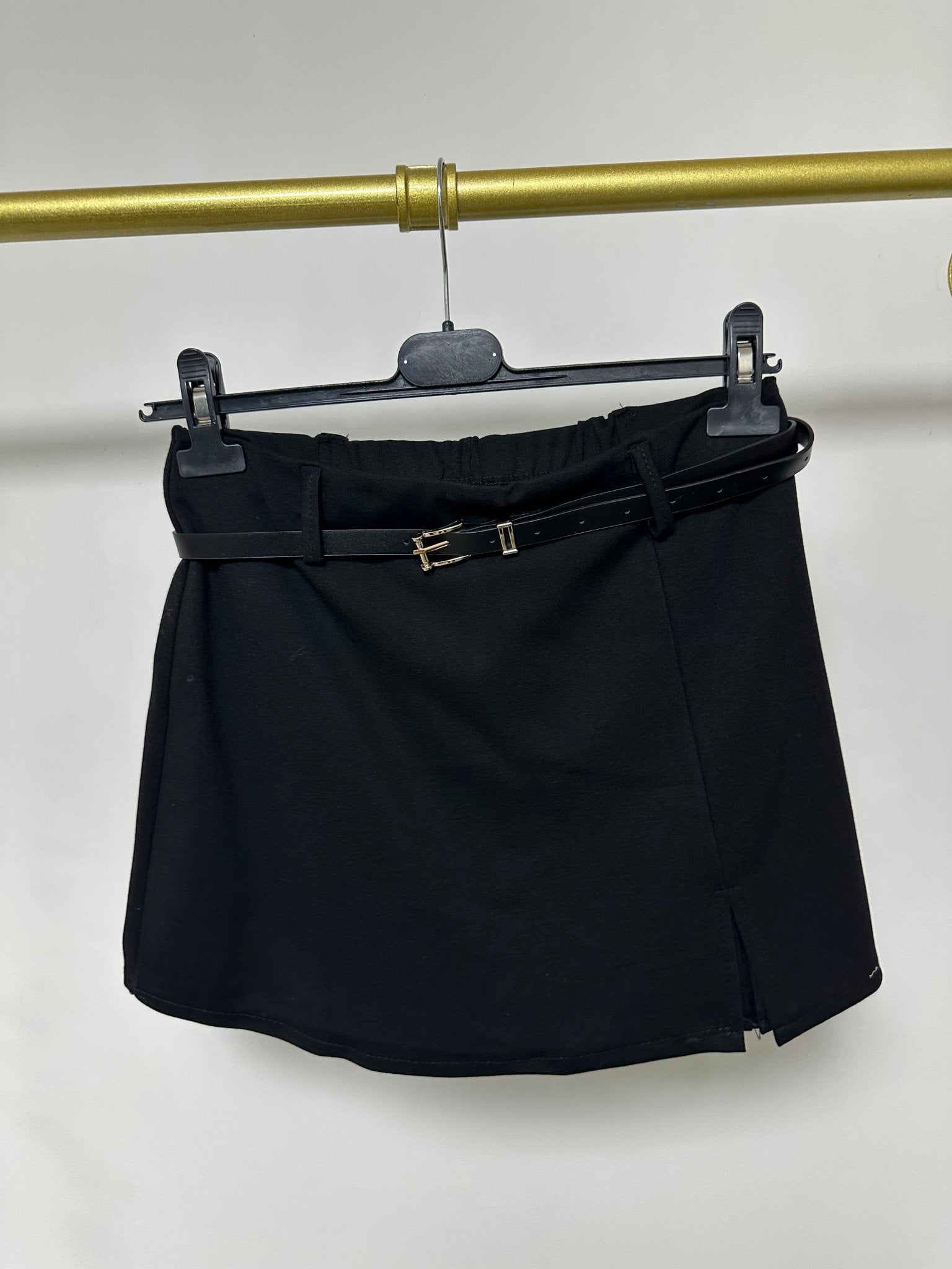 ANI fekete mini szoknya nadrág övvel - BELADY