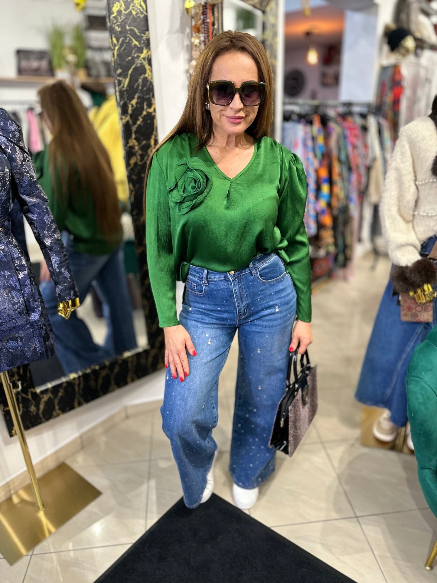 ANNA zöld felső rózsa kitűzővel - BELADY