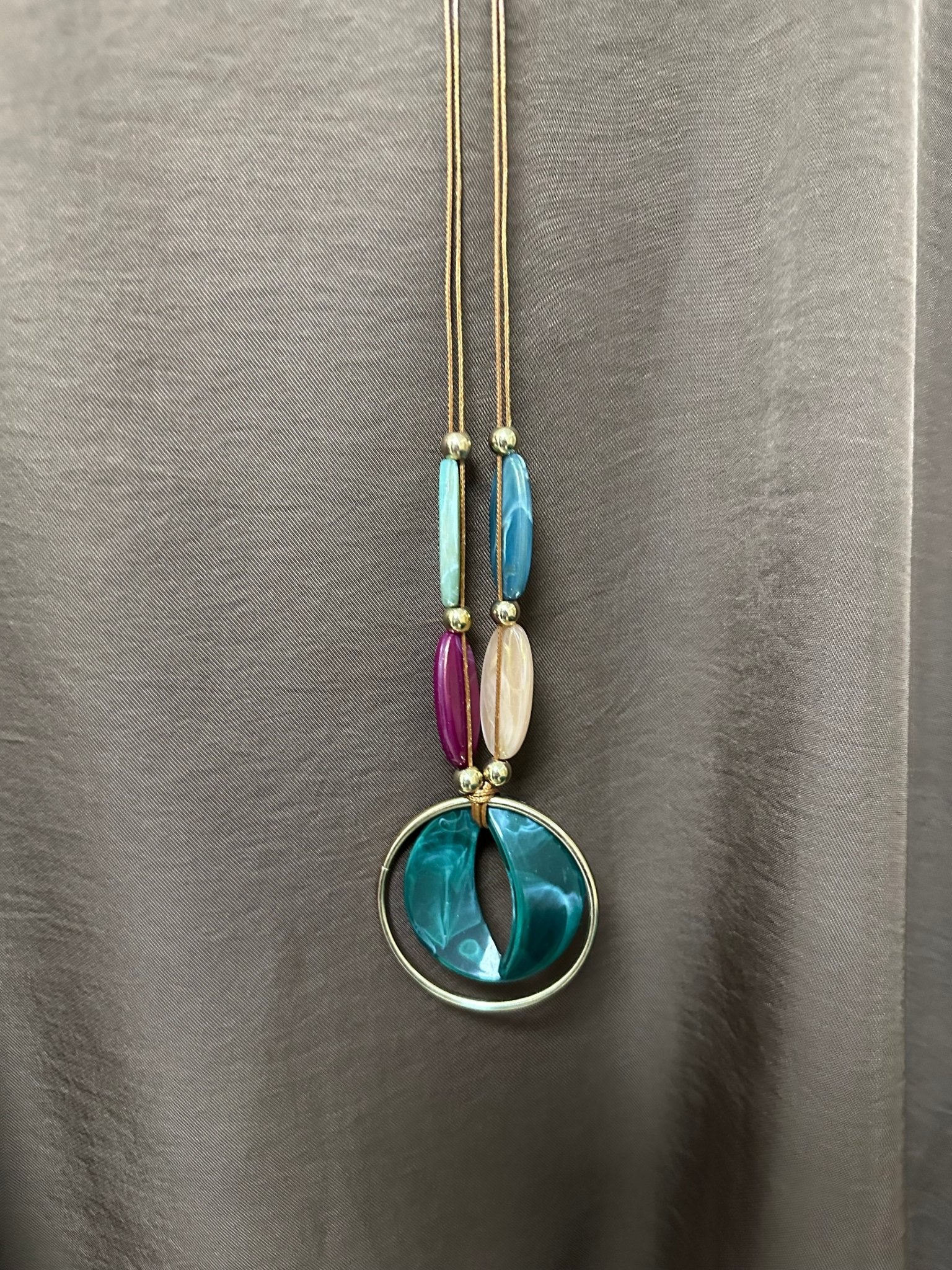 ERA barna bő felsõ nyakláncal - BELADY