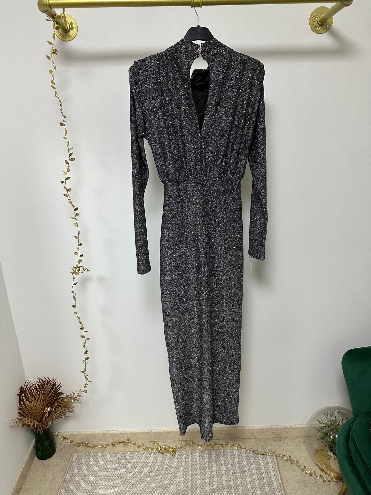 GLÓRIA szürke ezüst csillogó ünnepi ruha - BELADY