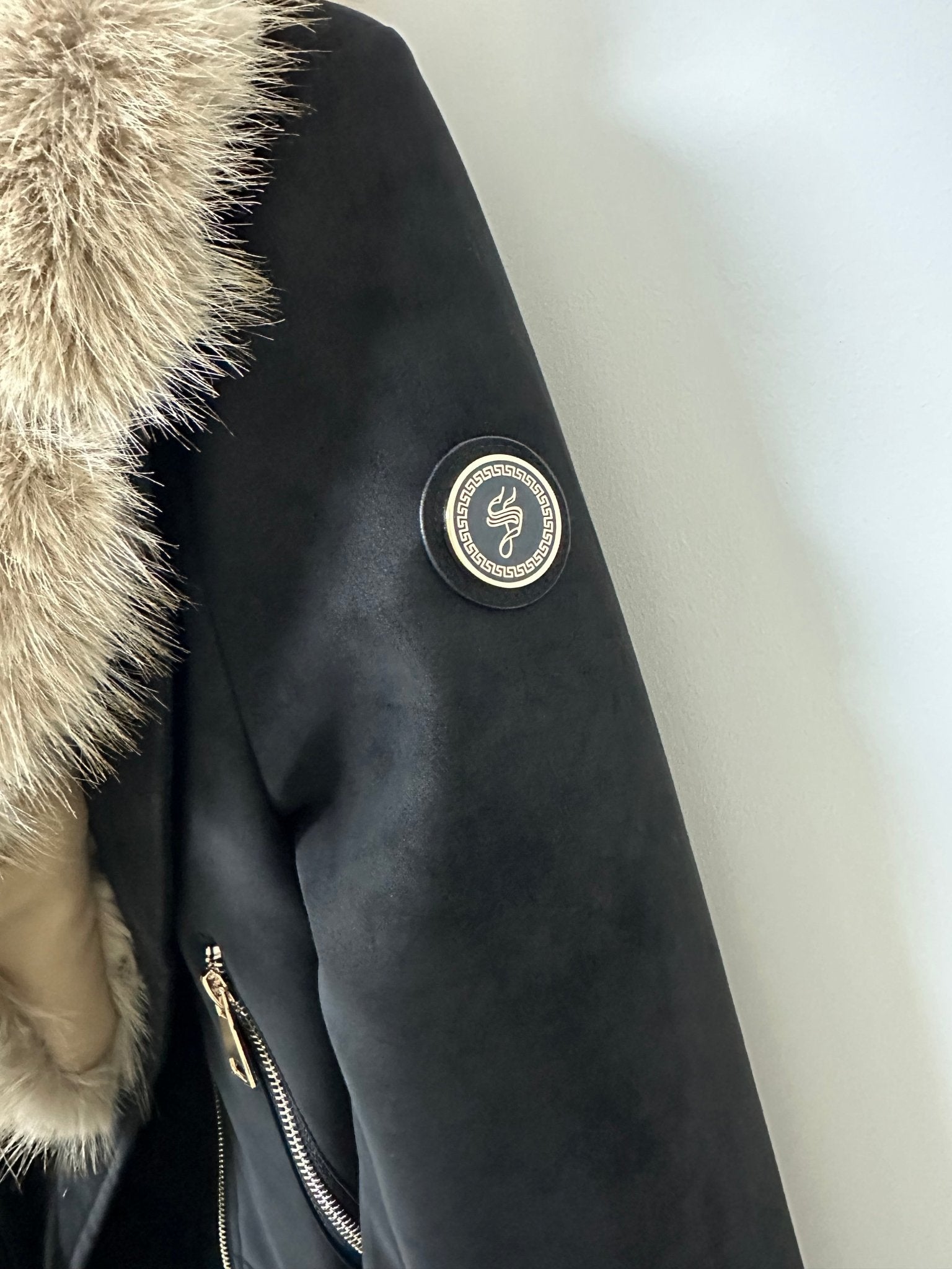 IRINA fekete szőrme bélelt kabát - BELADY