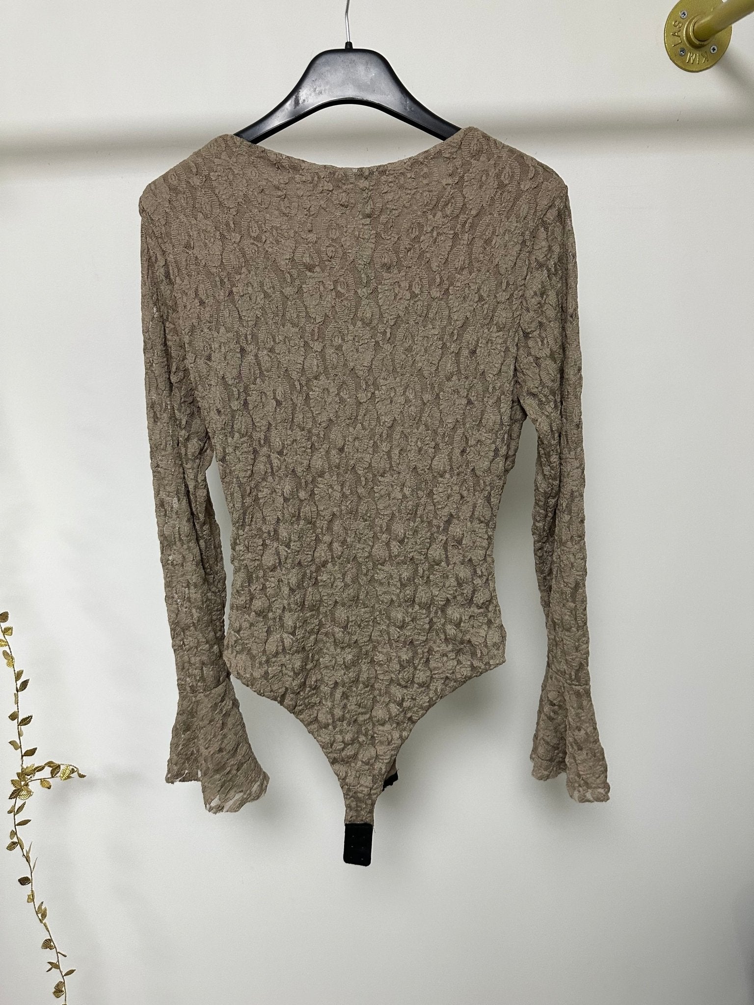 KATI hosszú barna csipke felső / body - BELADY