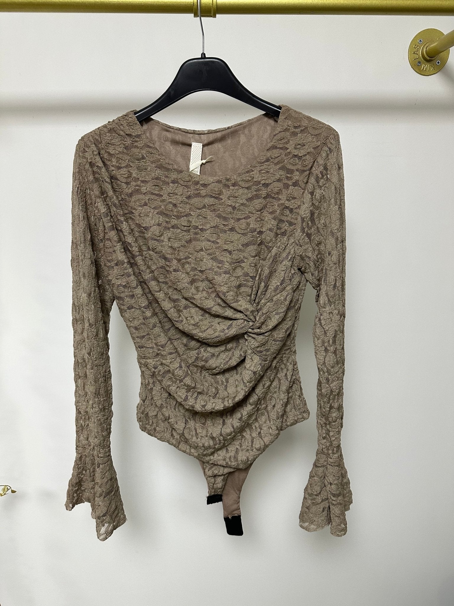 KATI hosszú barna csipke felső / body - BELADY