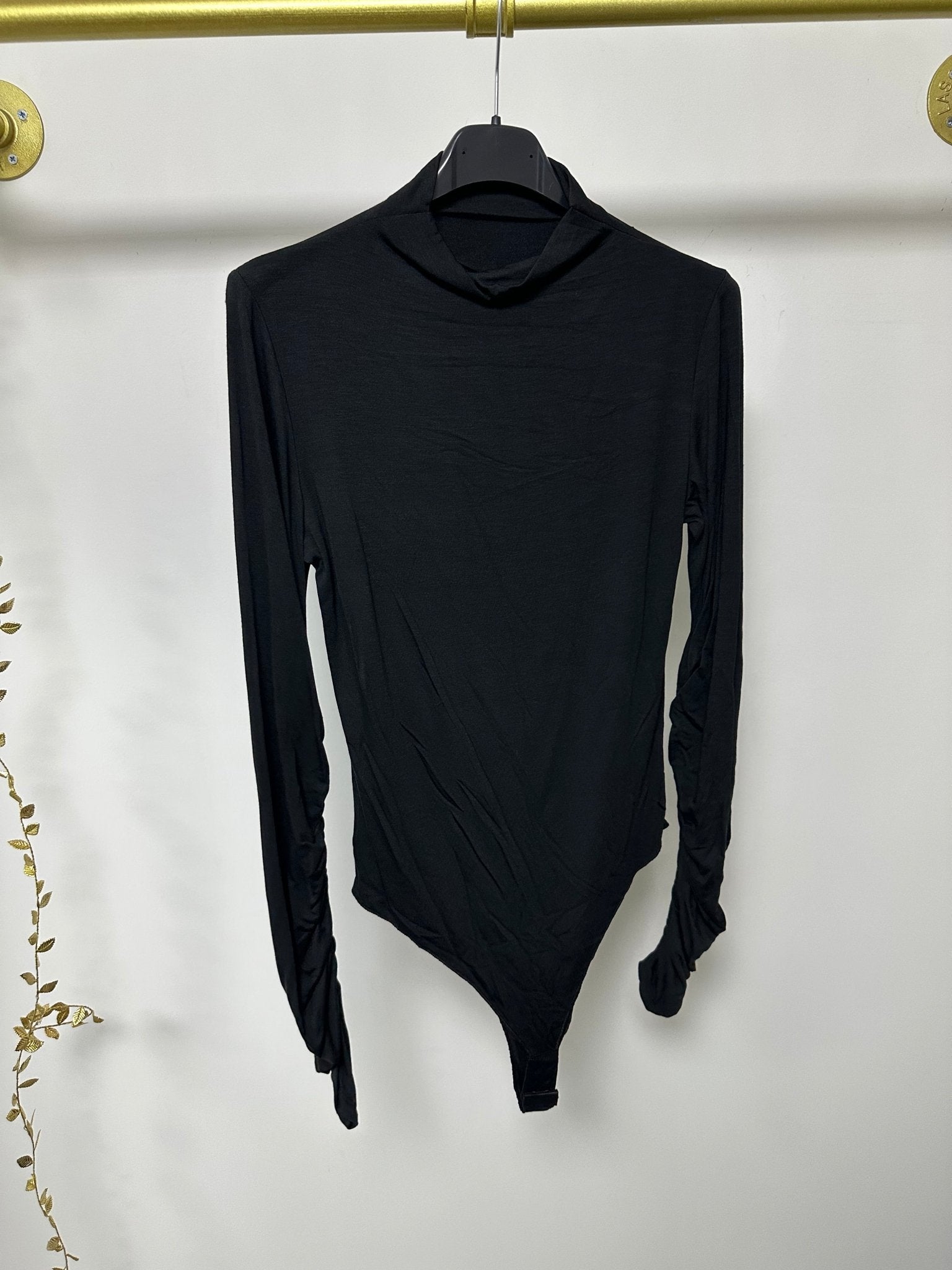 LOTTI hosszú fél garbó fekete felső / body - BELADY