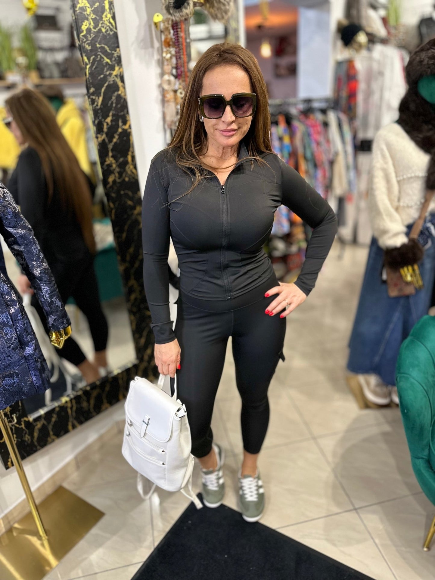 OLGA fekete edzős, sport melegítő kétrészes szett - BELADY