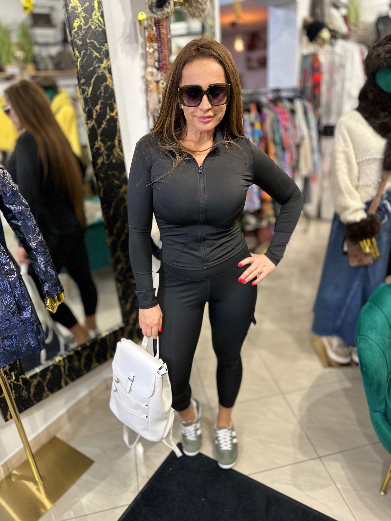 OLGA fekete edzős, sport melegítő kétrészes szett - BELADY