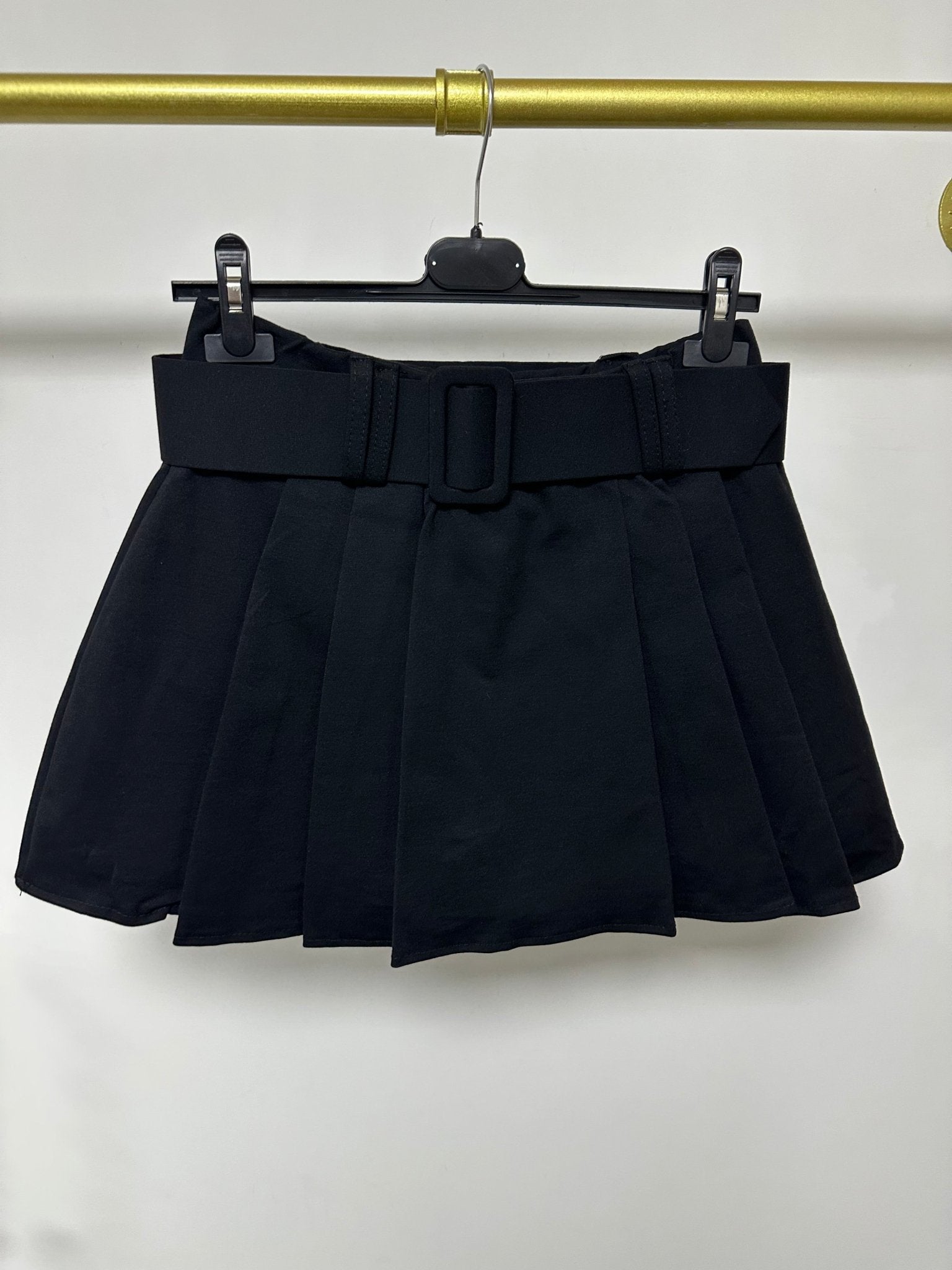 RIMINI fekete mini szoknya nadrág övvel - BELADY