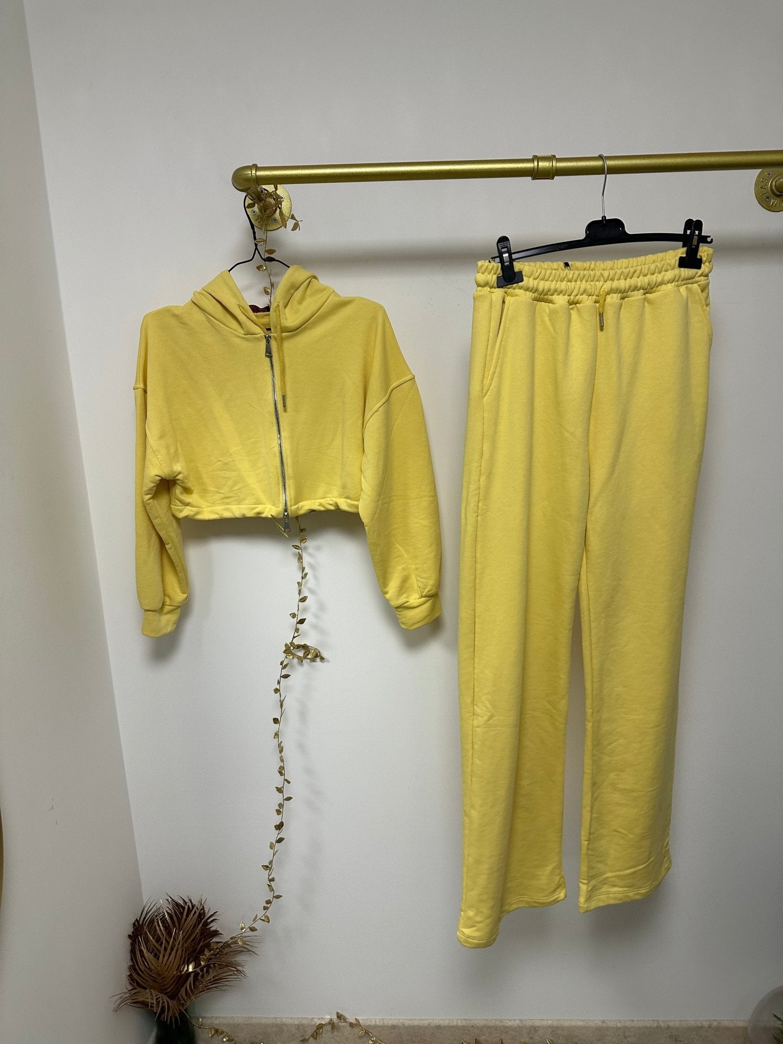 TIMI sárga színű bő szárú melegítő szett - BELADY