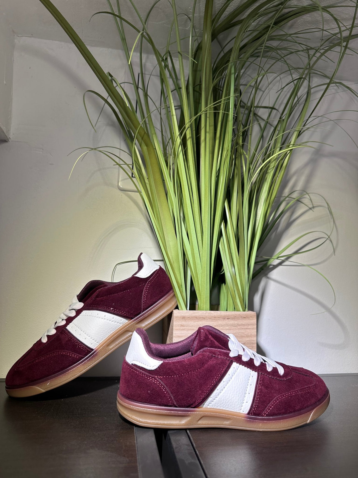 TINA bordó / burgundi velúr sport cipő - BELADY