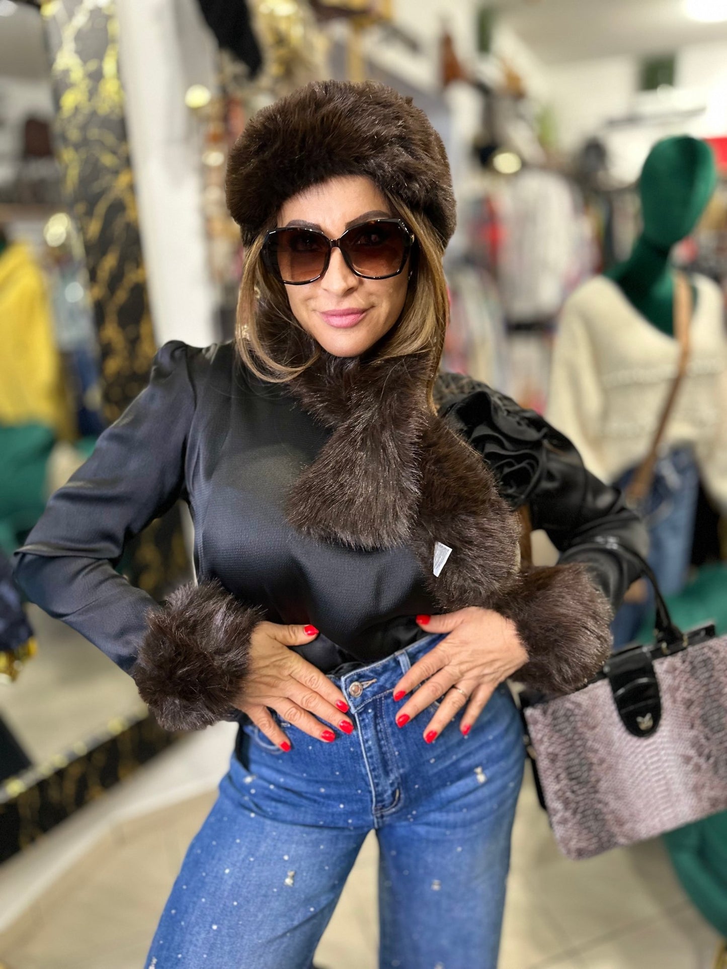 ZSAKLIN barna szőrme szett (fülvédő, sál, csuklóvédő) - BELADY